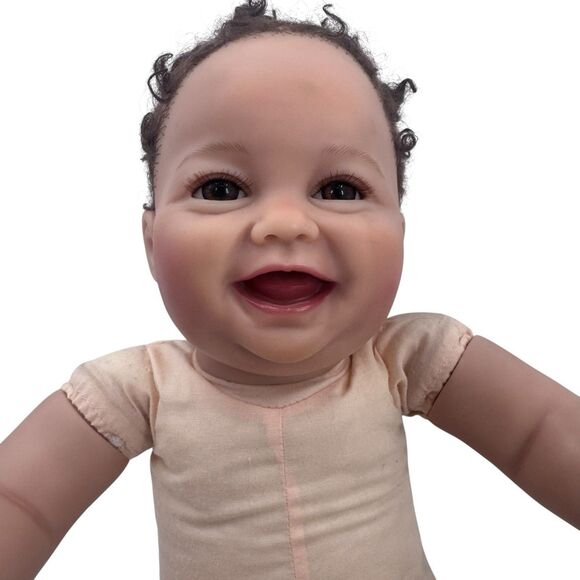 First Baby of the Year 2019 Reborn Doll  Ping Lau Ashton Drake Fast Shipping HTF - Picture 10 of 16